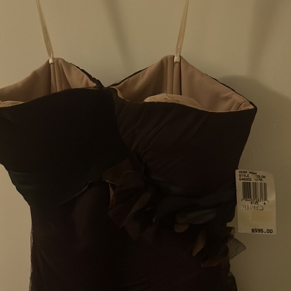 Vera Wang Formal Dress - Picture 3 of 5